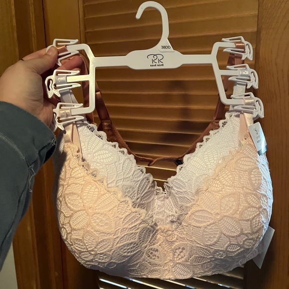 Rene Rofe set of 3 wireless lace Bras size 38DD NWT - Picture 1 of 5